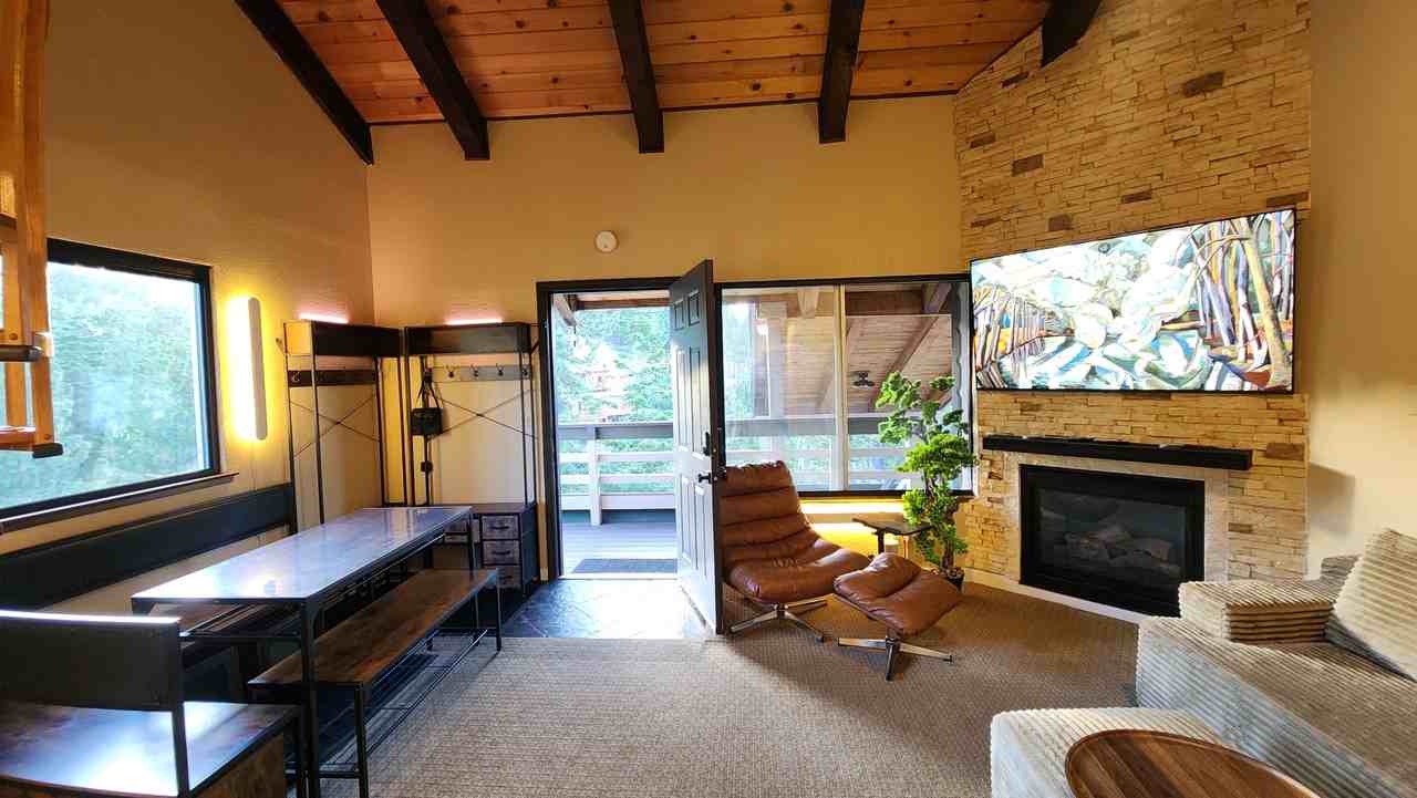 305 Galaxy Ln #8 - Photo 6 of 44