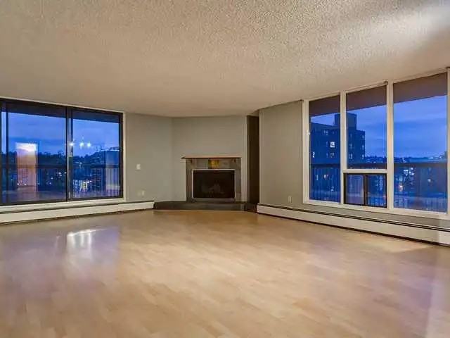 1001 14 Ave Sw #901 - Photo 3 of 8