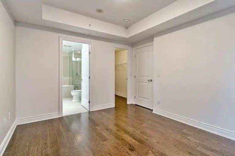 3500 Lakeshore Rd W #224 - Photo 2 of 8
