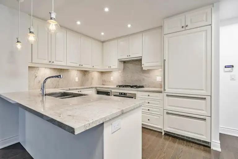 3500 Lakeshore Rd W #224 - Photo 6 of 8