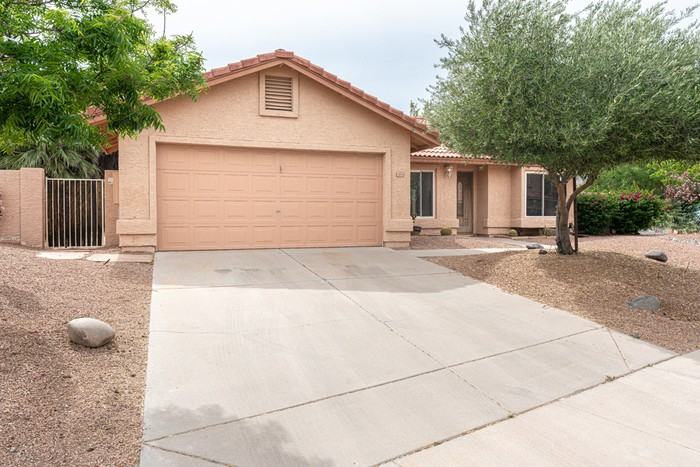 13808 S 36th Way - Photo 2 of 21