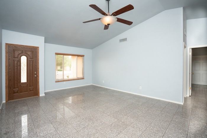 13808 S 36th Way - Photo 4 of 21