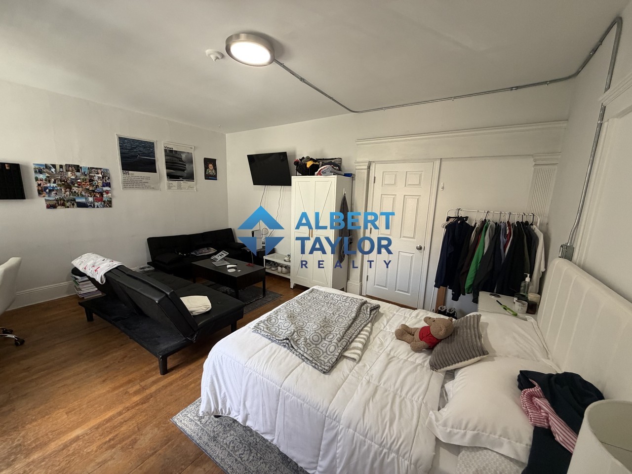 104 Strathmore Rd #2 - Photo 4 of 15