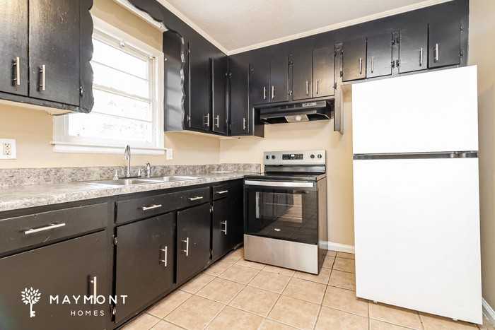 1707 Long Shadow Ln - Photo 6 of 11