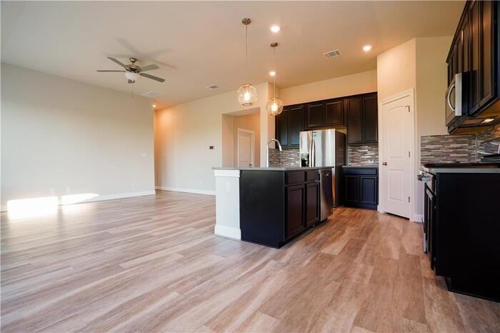 4004 Promontory Point Trl - Photo 5 of 20