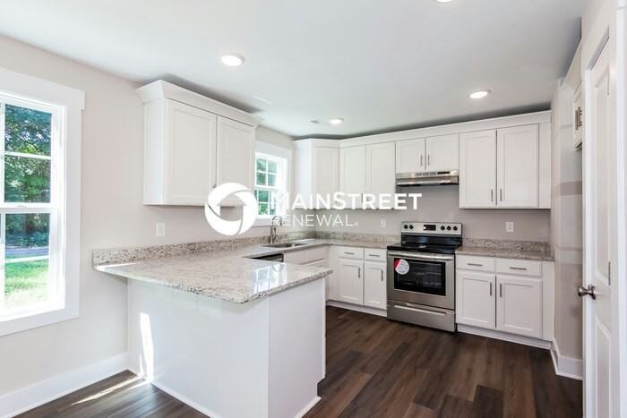 2710 Booker St - Photo 6 of 16