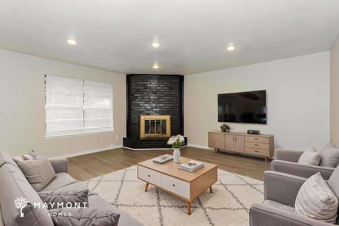 5701 Denise Dr - Photo 5 of 15