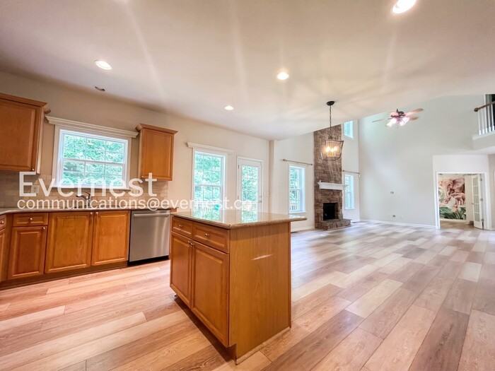 5995 Chinook Ct - Photo 6 of 40