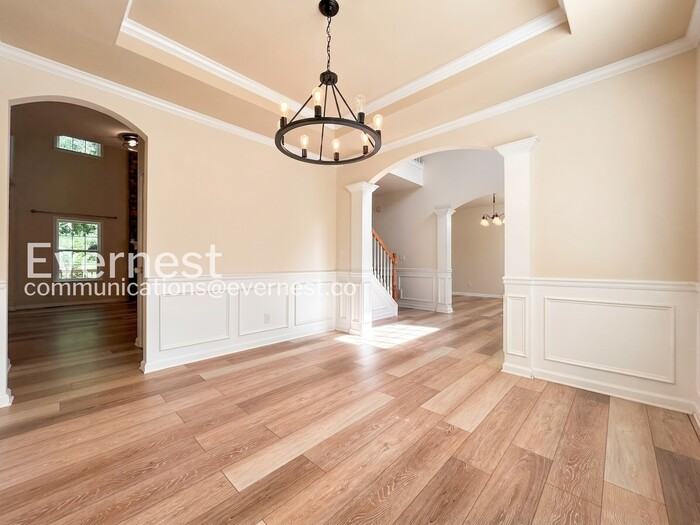 5995 Chinook Ct - Photo 7 of 40