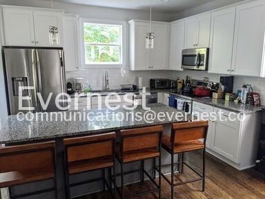336 Queen Ave - Photo 2 of 21