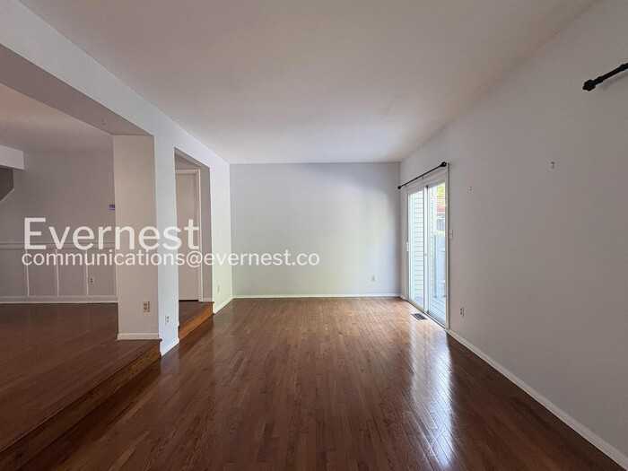9 Jack Pine Pl - Photo 7 of 32