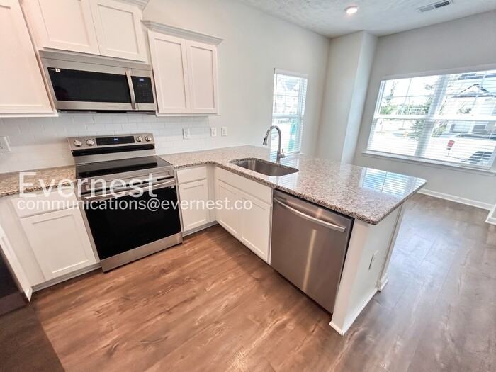 212 Ansley Way - Photo 5 of 27