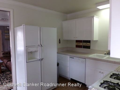 685 Villa Grove - Photo 2 of 8