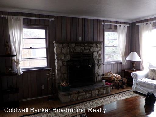 685 Villa Grove - Photo 3 of 8