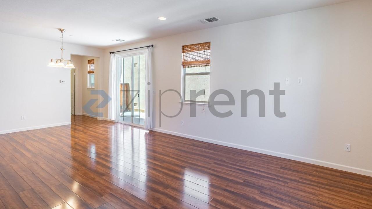 105 Lusitano Way - Photo 6 of 38