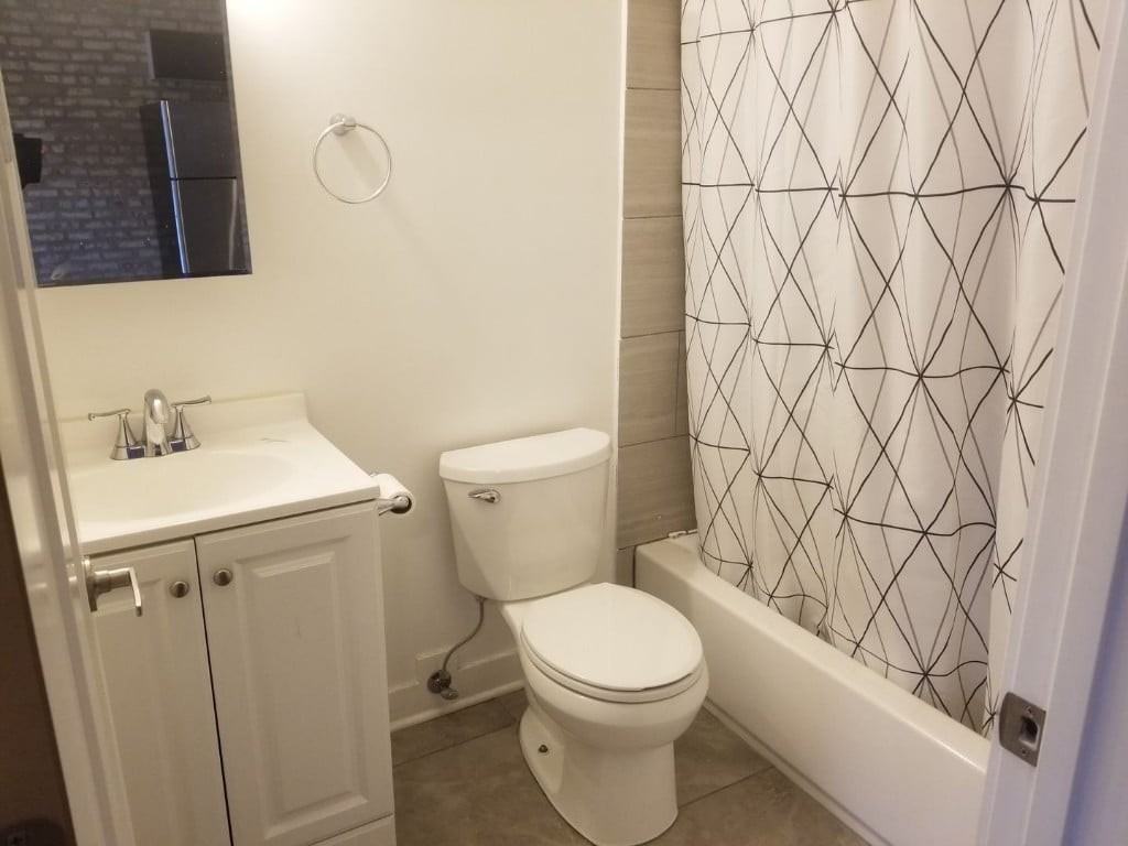 3350 W Lawrence Ave #2N - Photo 4 of 4