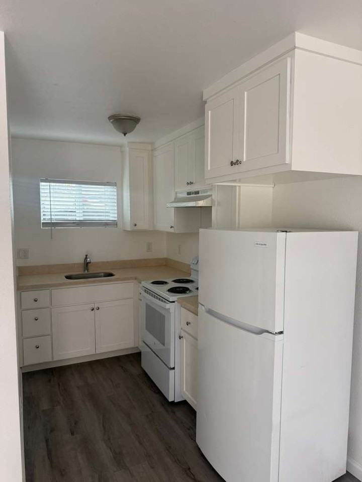 22251 Meekland AvenueUnit 22259 #22259 - Photo 2 of 10