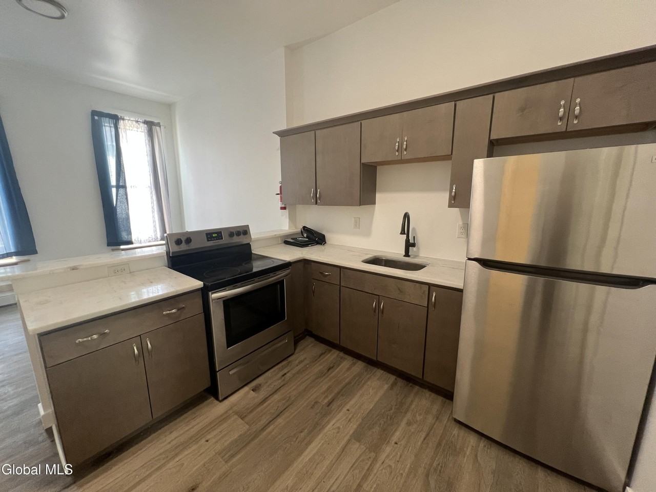 336 Clinton Ave #1stFL - Photo 5 of 11