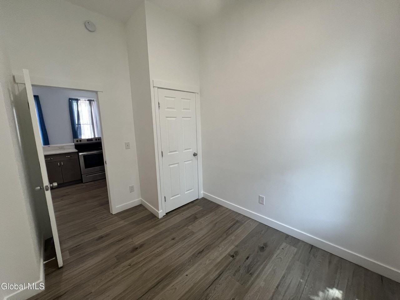 336 Clinton Ave #1stFL - Photo 7 of 11