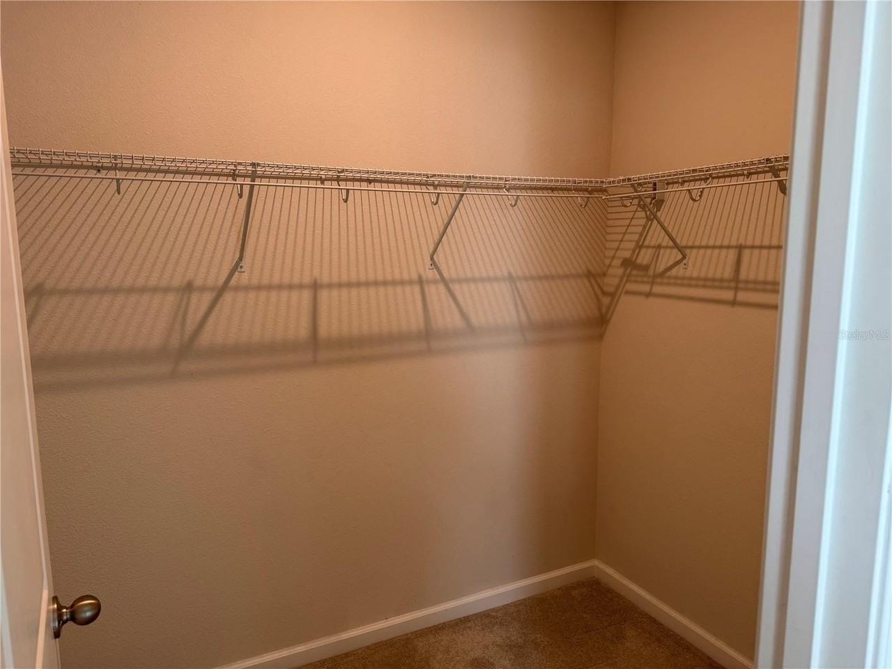 5029 Grand Teton Ct - Photo 5 of 18