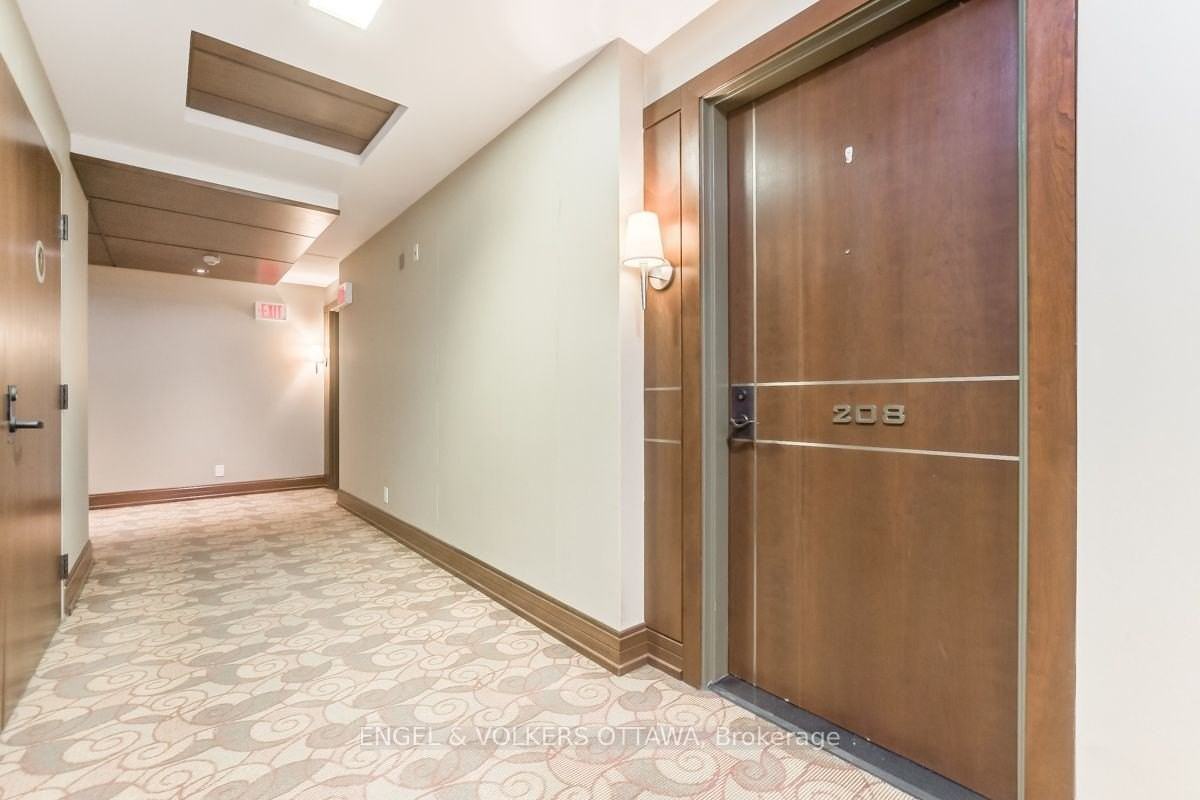 320 Mcleod Street 208 - Photo 5 of 35