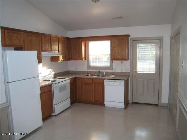129 Starling Rd #1 - Photo 5 of 9