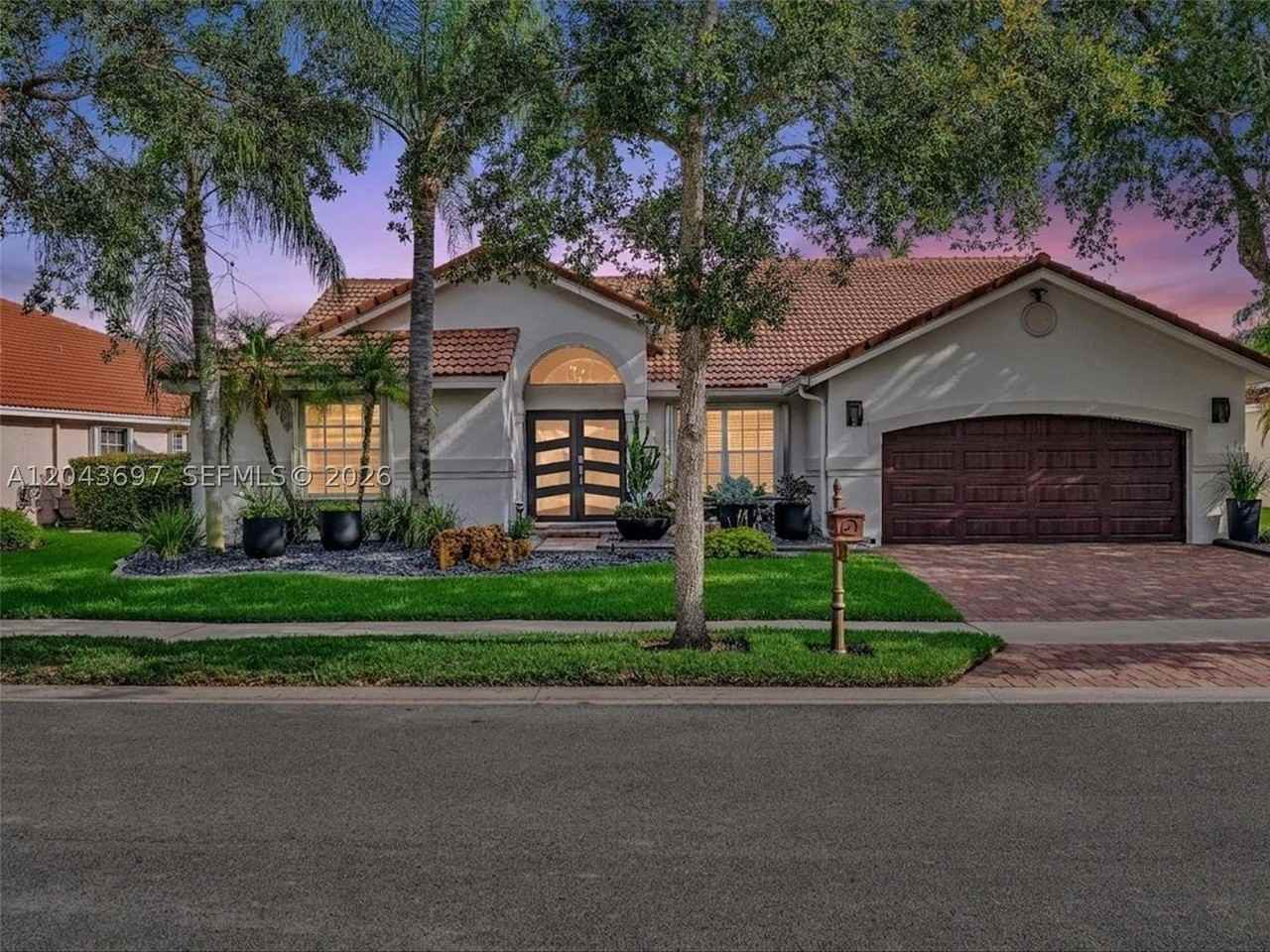 639 Verona Pl #639 - Photo 2 of 50