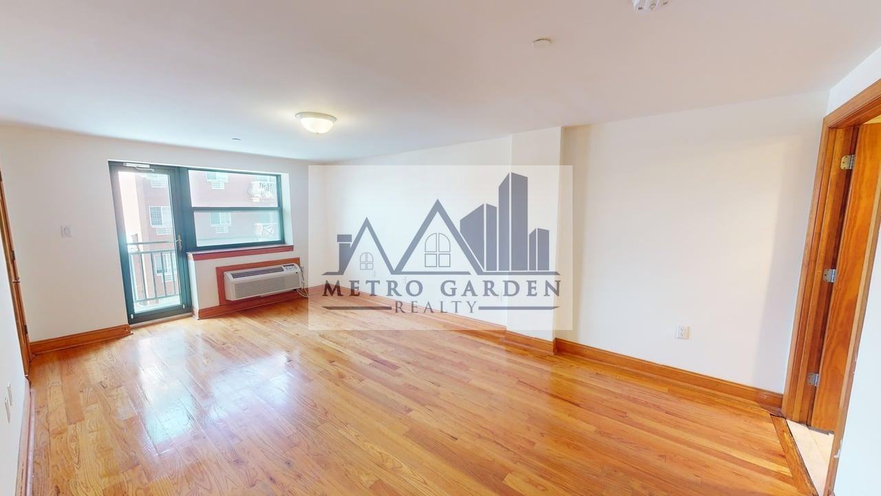 135-23 82nd Avenue #3E - Photo 5 of 15