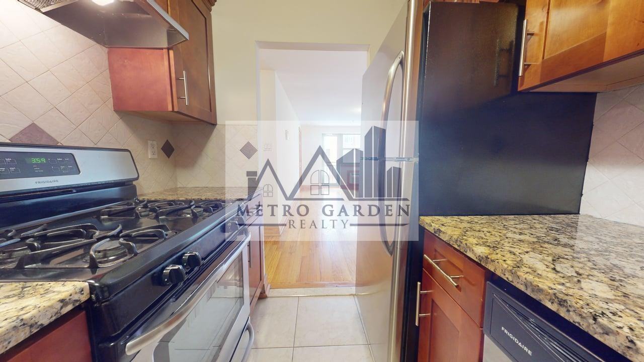135-23 82nd Avenue #3E - Photo 6 of 15