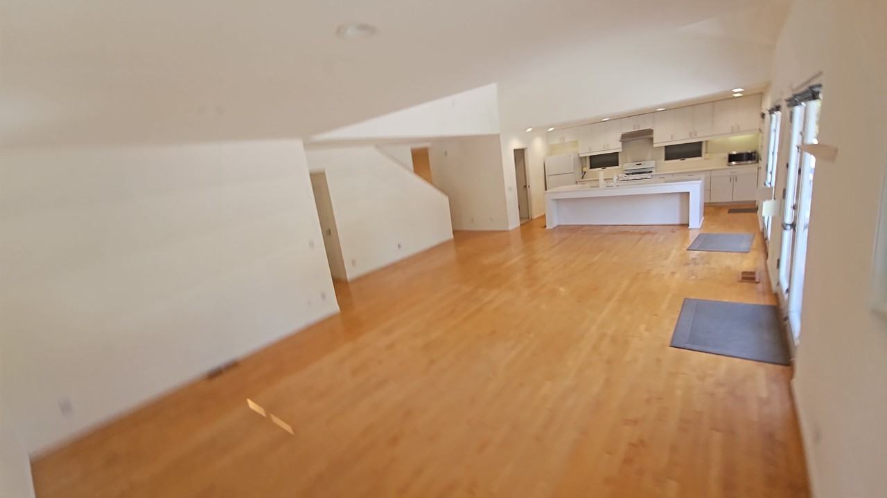 6600 W 83rd St #1 - Photo 3 of 20
