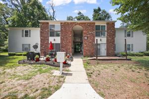 featured image of 18-5 Augusta Ct #5