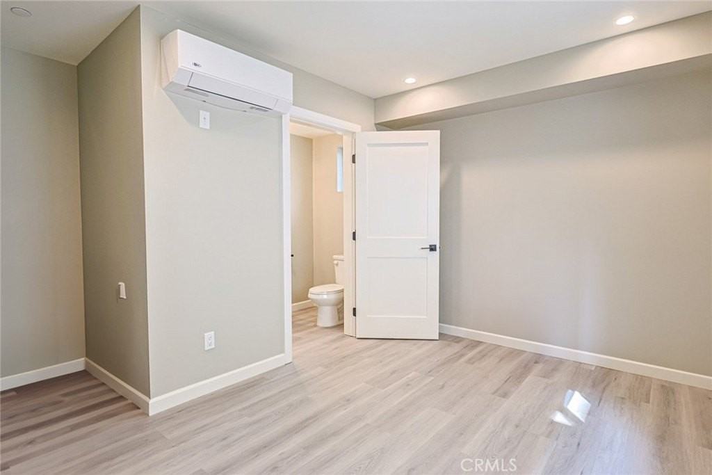 5257 Harmony Ave - Photo 7 of 34