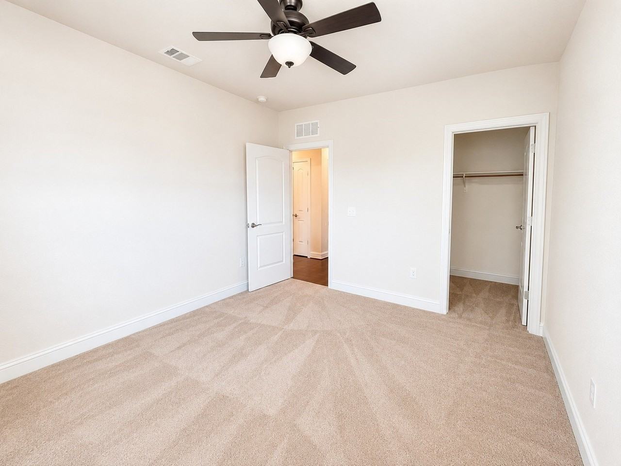1501 Millican Ln - Photo 5 of 18