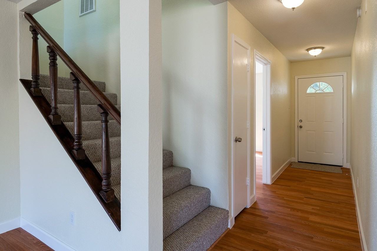 6536 Bronze Leaf Dr - Photo 4 of 36