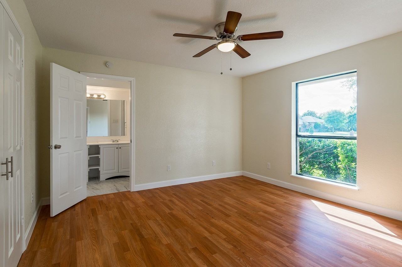 6536 Bronze Leaf Dr - Photo 5 of 36