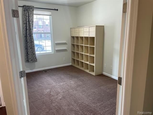 49744 Hartwick Dr - Photo 5 of 25