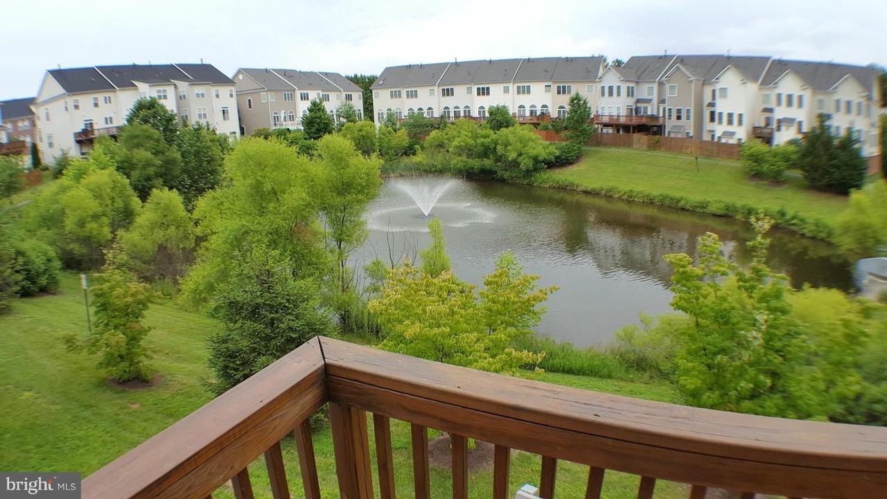4600 Carisbrooke Ln - Photo 3 of 8