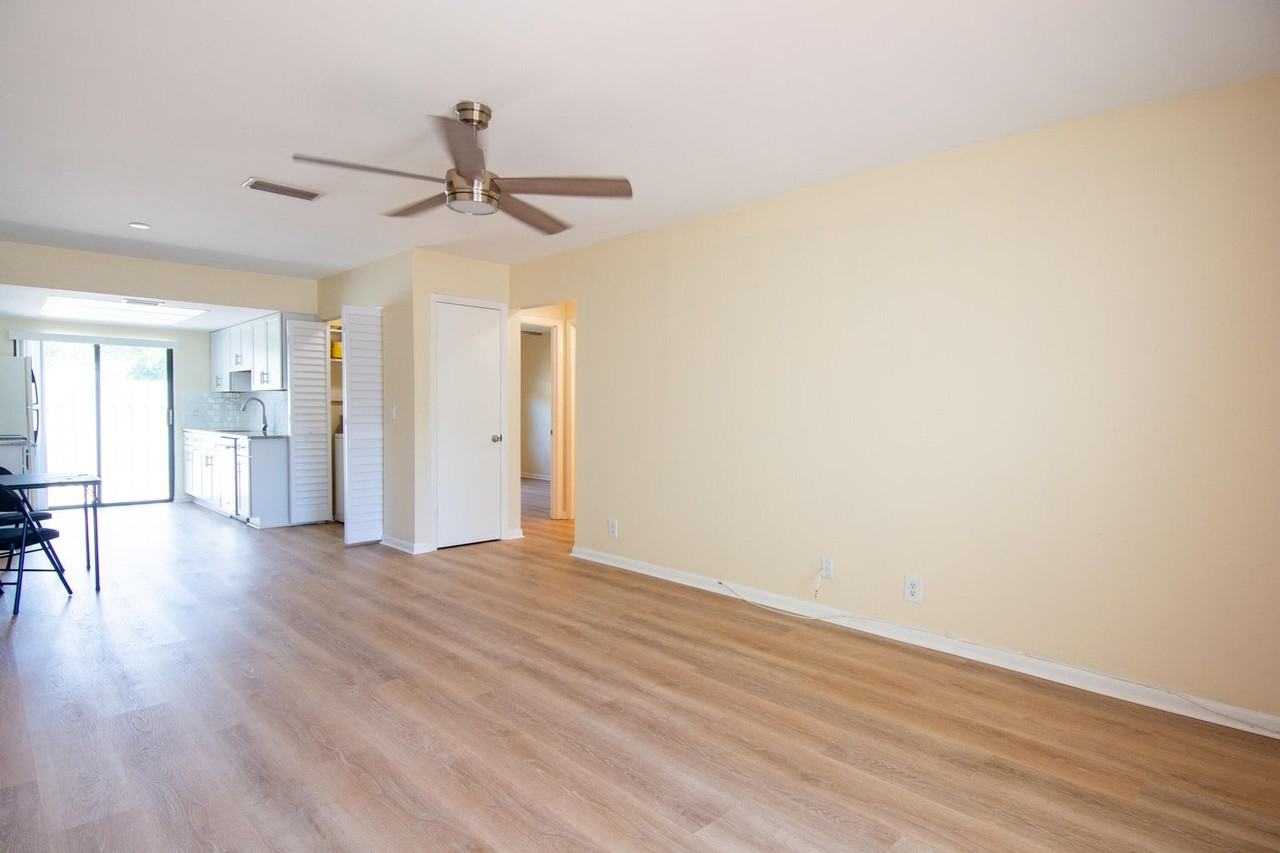 431 Jupiter Lakes Boulevard - Photo 7 of 13