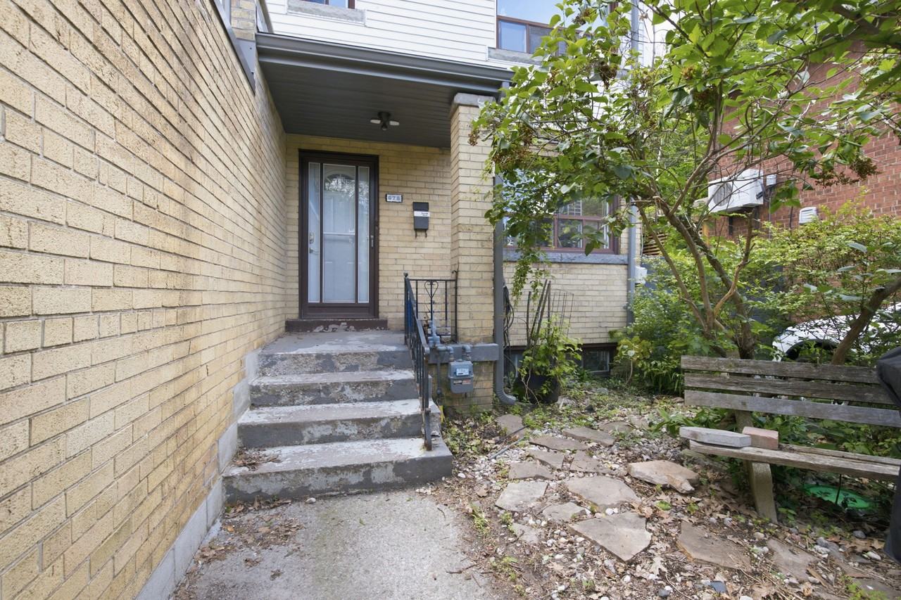 676 Beresford Avenue - Photo 6 of 21