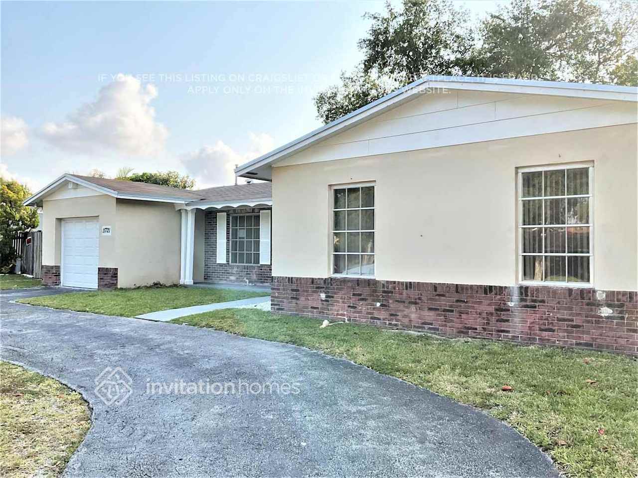 11721 Sw 122nd Ave - Photo 2 of 21