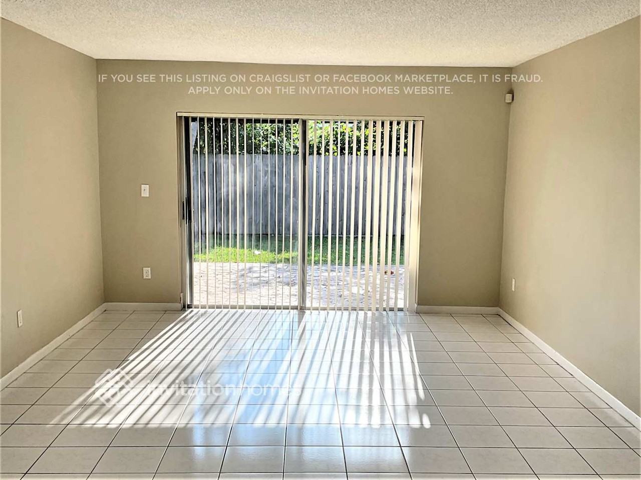 11721 Sw 122nd Ave - Photo 4 of 21