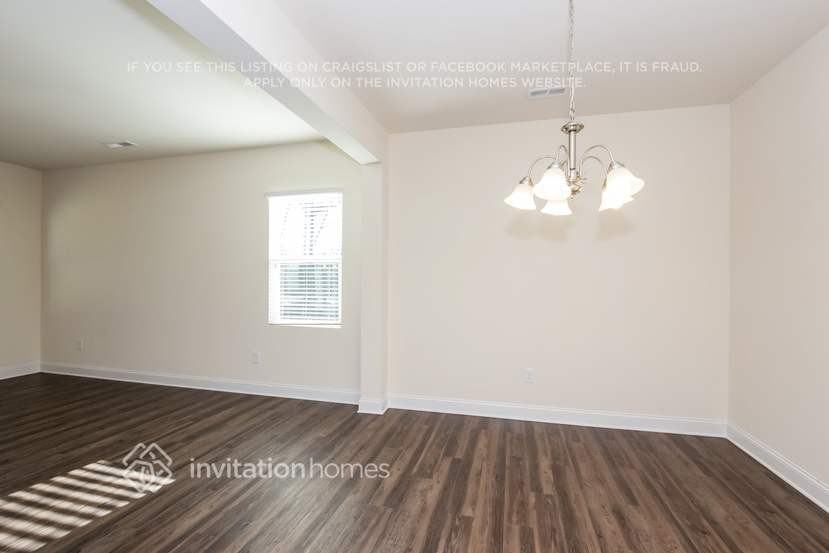 9823 Maywine Cir - Photo 3 of 20