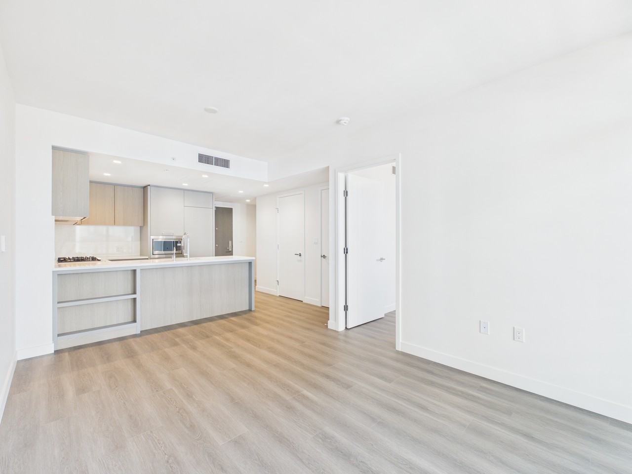 6608 Sussex Avenue #1003 - Photo 5 of 19