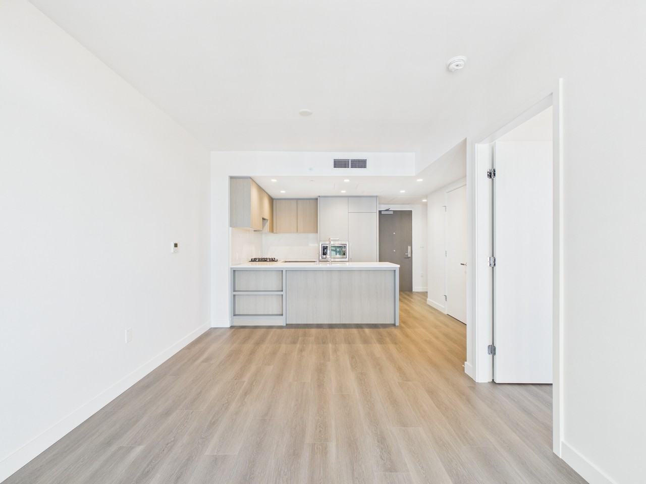 6608 Sussex Avenue #1003 - Photo 7 of 19