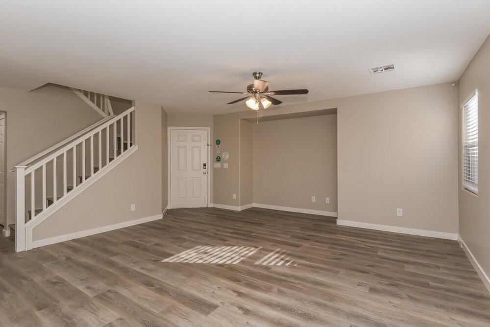 10265 Montana Mountain St - Photo 5 of 17