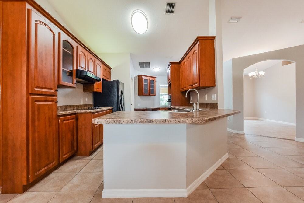 11546 Lake Dr - Photo 7 of 16