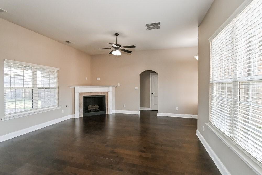 3677 Dorrie Cir - Photo 4 of 17