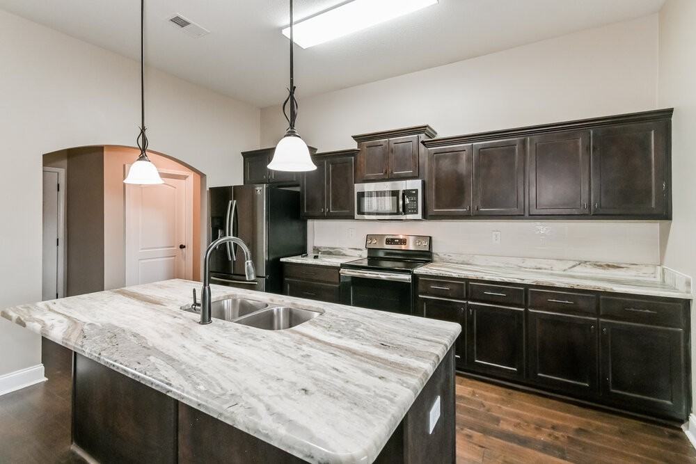 3677 Dorrie Cir - Photo 7 of 17