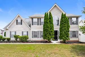 featured image of 290 Hazelhurst Dr