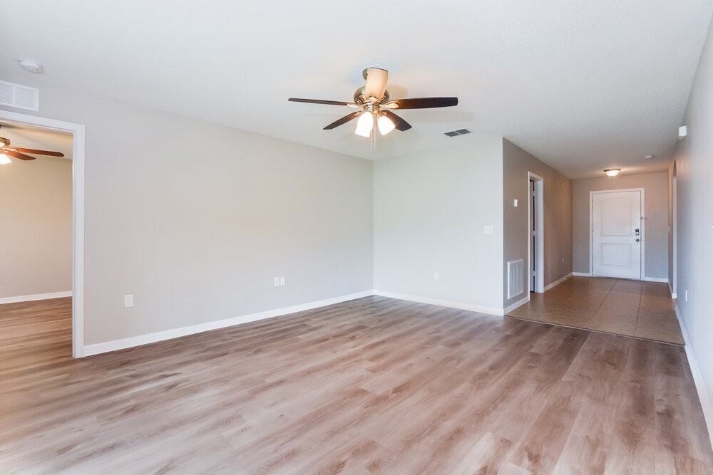 4292 Abaco Dr - Photo 4 of 16